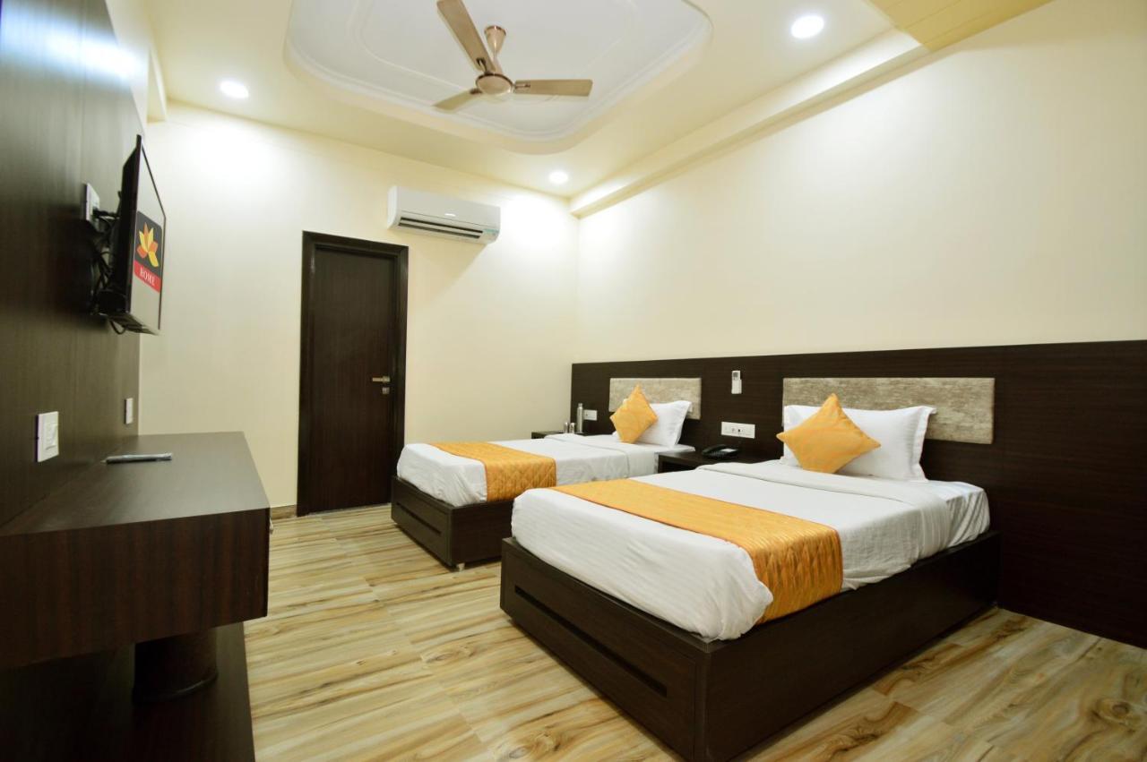 Kapish Home-All Pure Veg Jaipur Buitenkant foto