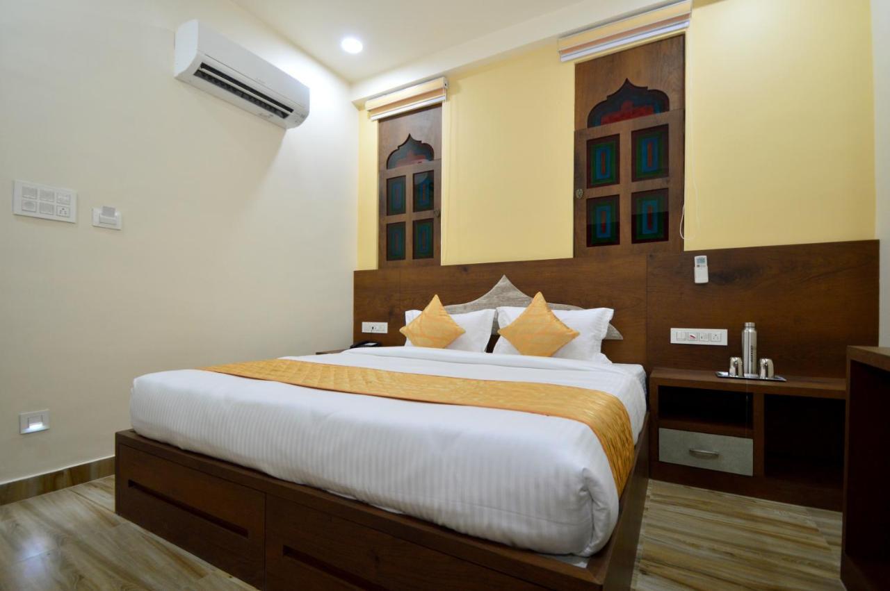Kapish Home-All Pure Veg Jaipur Buitenkant foto