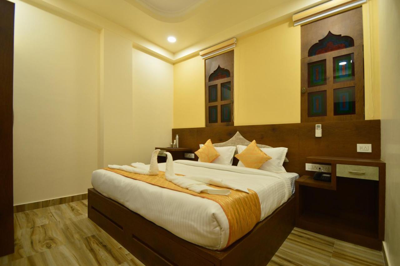 Kapish Home-All Pure Veg Jaipur Buitenkant foto