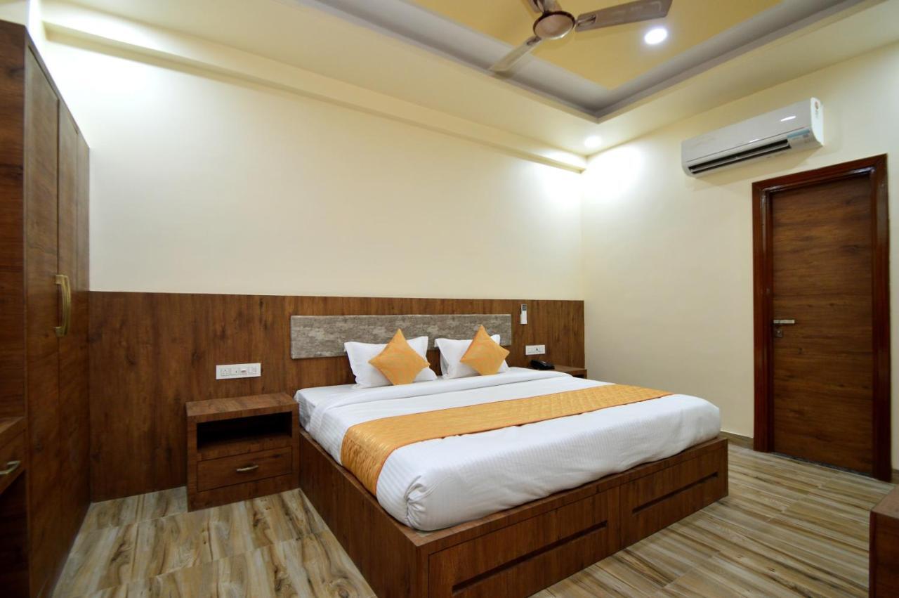 Kapish Home-All Pure Veg Jaipur Buitenkant foto