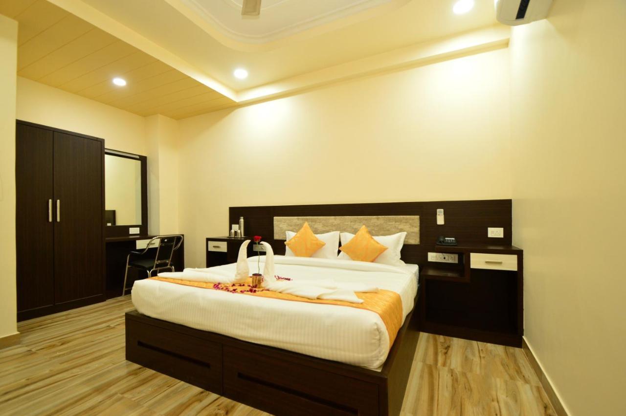Kapish Home-All Pure Veg Jaipur Buitenkant foto